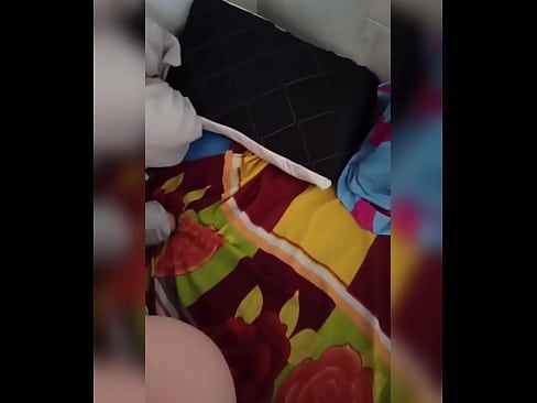 ❤️ Nire gelakidea etxean bakarrik geratzen da, bere senarra oporretara joaten delako eta nik izorratzeko eta ipurdia esnez betetzeko aprobetxatzen dut Porno %eu.muitohentai.ruan ️❤